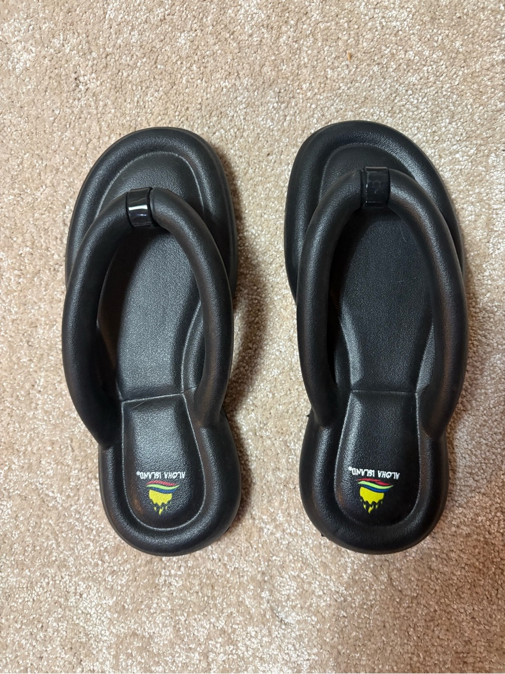 Aloha Island Women’s Size 8 Black Cushioned Flip Flops Comfort Sandals